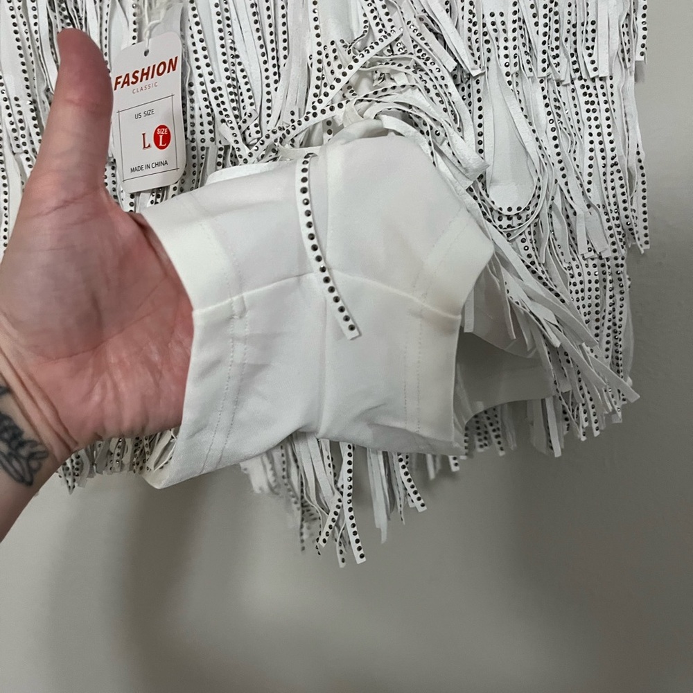 White Studded Fringe Shorts with Belt - Picture 3 of 4
